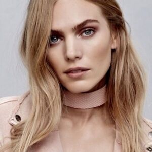 3/$30 Free People | Nude Pink Snakeskin Choker